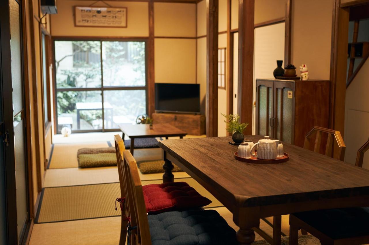 Kagurazaka Retro Bar & Hotel Tokyo Dış mekan fotoğraf